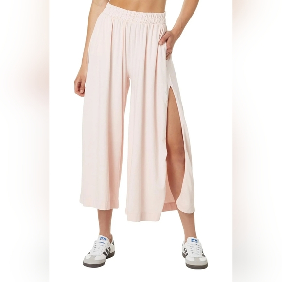 NWOT FP Movement Hot Shot Slit Wide Leg - Picture 4 of 4